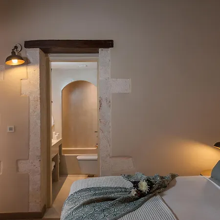 Szálloda Serenissima Boutique Hriszí Aktí Haniá