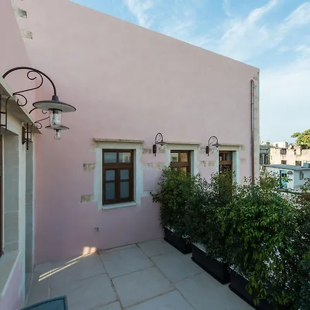 Szálloda Serenissima Boutique Hriszí Aktí Haniá