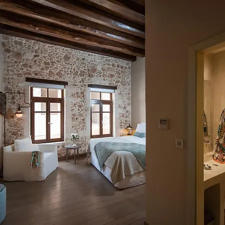 Szálloda Serenissima Boutique Hriszí Aktí Haniá